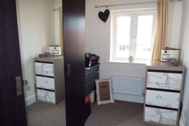  Image of 3 bedroom Semi-Detached house to rent in Boulder Close Wilnecote Tamworth B77 at Tamworth, B77 5FQ
