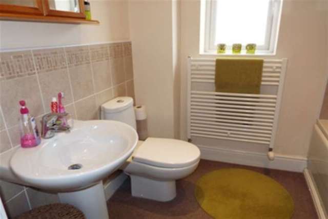  Image of 3 bedroom Semi-Detached house to rent in Boulder Close Wilnecote Tamworth B77 at Tamworth, B77 5FQ
