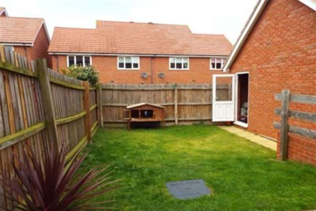  Image of 3 bedroom Semi-Detached house to rent in Boulder Close Wilnecote Tamworth B77 at Tamworth, B77 5FQ