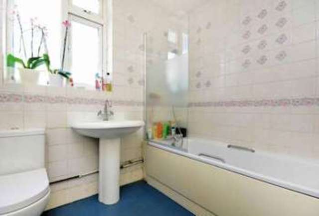  Image of 5 bedroom Terraced house for sale in Boundary Road London E13 at Boundary Road  London, E13 9PS