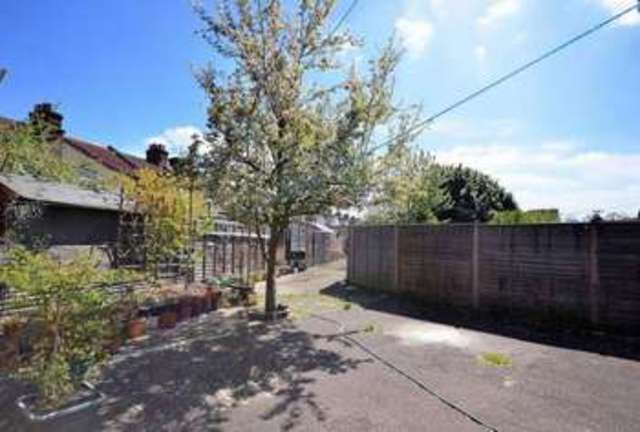  Image of 5 bedroom Terraced house for sale in Boundary Road London E13 at Boundary Road  London, E13 9PS