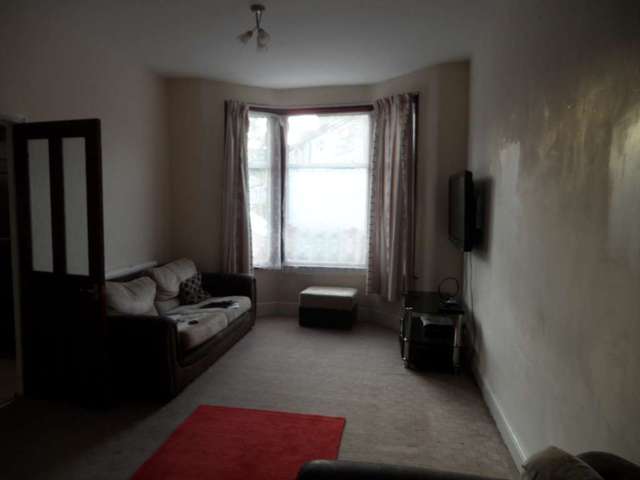  Image of 3 bedroom Terraced house to rent in Boundary Road London E13 at Boundary Road Plaistow London, E13 9QG