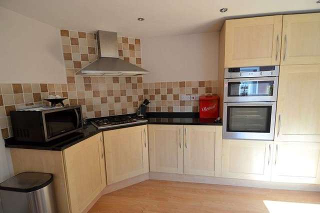  Image of 4 bedroom Semi-Detached house for sale in Bournville Lane Bournville Birmingham B30 at Bournville Lane Bournville Birmingham, B30 1RD