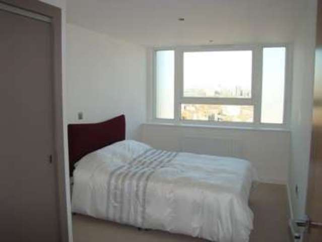  Image of 2 bedroom Flat to rent in Rainhill Way London E3 at Rainhill Way  London, E3 3JE