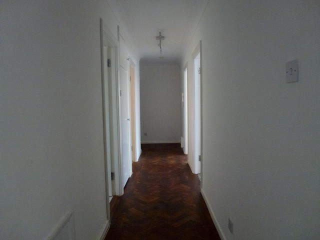  Image of 3 bedroom Flat to rent in The Drive Hove BN3 at The Drive  Hove, BN3 3JF