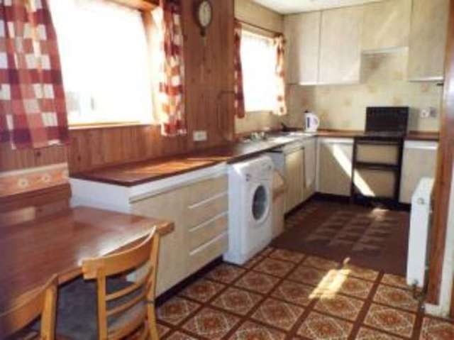  Image of 2 bedroom Bungalow for sale in Page Road Bowers Gifford Basildon SS13 at Bowers Gifford Basildon Bowers Gifford, SS13 2HP