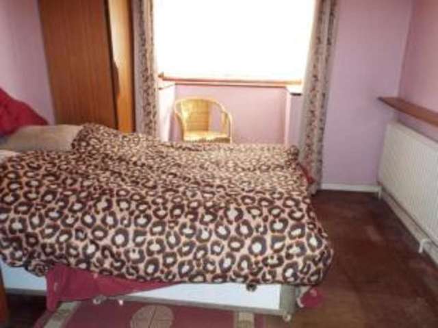  Image of 2 bedroom Bungalow for sale in Page Road Bowers Gifford Basildon SS13 at Bowers Gifford Basildon Bowers Gifford, SS13 2HP