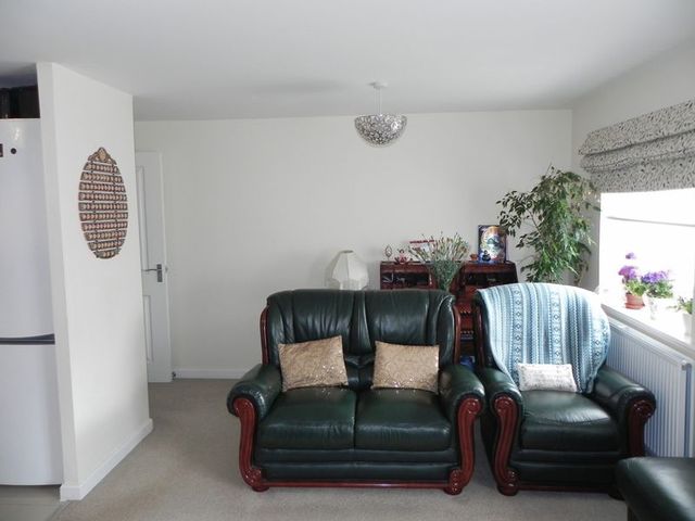  Image of 2 bedroom Mews to rent in Bowhill Way Harlow CM20 at Bowhill Way  Harlow, CM20 1FH