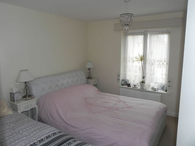  Image of 2 bedroom Mews to rent in Bowhill Way Harlow CM20 at Bowhill Way  Harlow, CM20 1FH