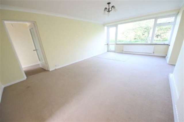  Image of 2 bedroom Flat to rent in The Shimmings Boxgrove Road Guildford GU1 at Guildford, GU1 2NG