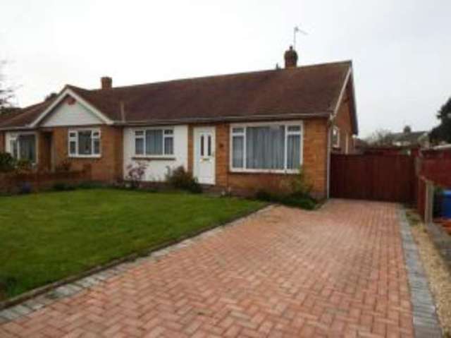  Image of 1 bedroom Bungalow for sale in Bramley Avenue Faversham ME13 at Faversham Kent Faversham, ME13 8NL