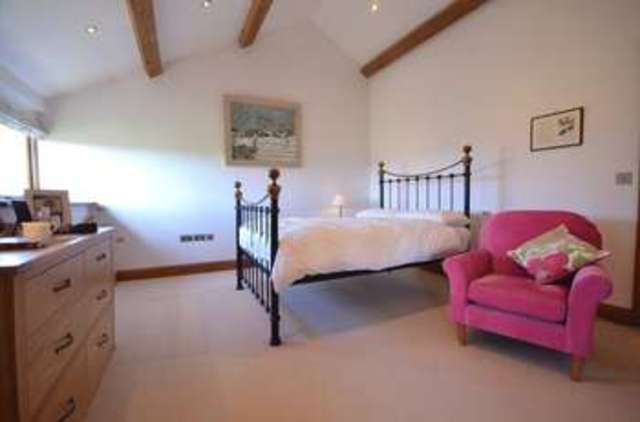  Image of 4 bedroom Detached house for sale in Brampton Abbotts Ross-on-Wye HR9 at Overton Farm Brampton Abbotts Ross-On-Wye, HR9 7JG