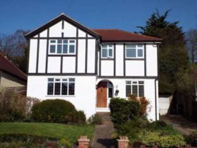  Image of 4 bedroom Bungalow for sale in Brancaster Lane Purley CR8 at Purley  Kenley, CR8 1HL