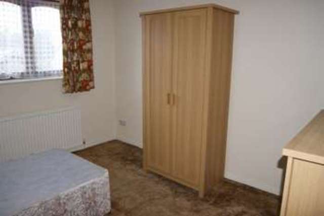  Image of 3 bedroom Detached house for sale in Bridge Court Holt Wrexham LL13 at Bridge Court Holt Wrexham, LL13 9JX