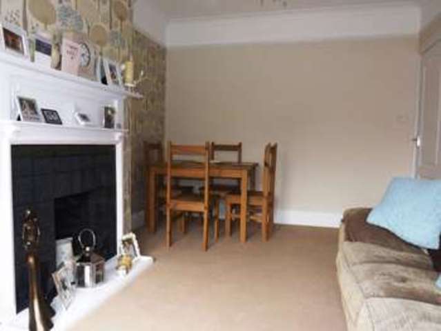  Image of 1 bedroom Flat to rent in Bridge Road Broadwater Worthing BN14 at Bridge Road  Worthing, BN14 7BX