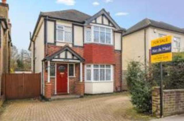  Image of 4 bedroom Detached house for sale in Bridle Road Croydon CR0 at Croydon  Shirley, CR0 8HQ