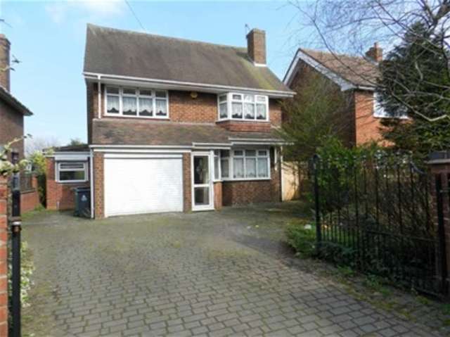  Image of 3 bedroom Detached house for sale in Broad Lane Bloxwich Walsall WS3 at Bloxwich, WS3 2TG