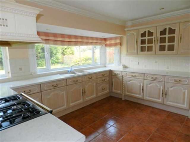  Image of 3 bedroom Detached house for sale in Broad Lane Bloxwich Walsall WS3 at Bloxwich, WS3 2TG