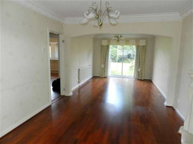  Image of 3 bedroom Detached house for sale in Broad Lane Bloxwich Walsall WS3 at Bloxwich, WS3 2TG