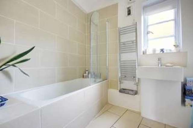  Image of 1 bedroom Flat for sale in The Broadway London N8 at The Broadway  Crouch End, N8 9SW