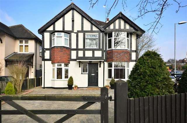  Image of 5 bedroom Detached house for sale in Brook Road Loughton IG10 at Loughton Essex Loughton, IG10 1BW
