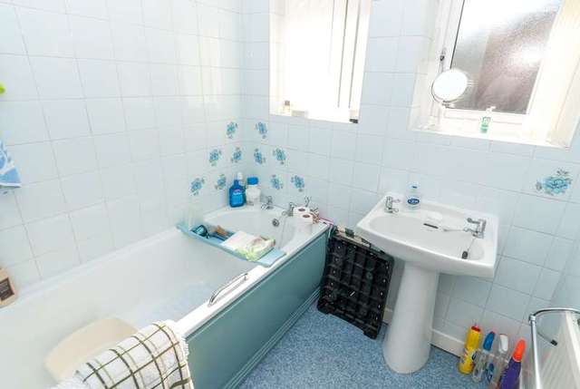  Image of 4 bedroom Detached house for sale in Brook Street Burton-on-the-Wolds Loughborough LE12 at Burton On The Wolds, LE12 5AB