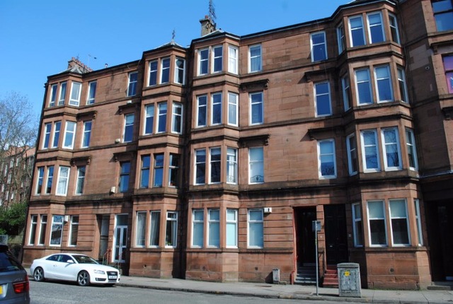  Image of 2 bedroom Flat to rent in Broomhill Drive Glasgow G11 at Broomhill Glasgow Glasgow, G11 7AA