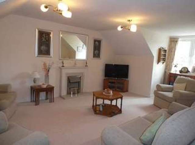  Image of 2 bedroom Flat for sale in Brownberrie Lane Horsforth Leeds LS18 at Brownberrie Lane Horsforth Leeds, LS18 5SR