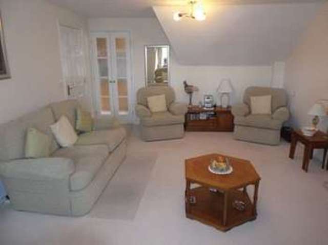  Image of 2 bedroom Flat for sale in Brownberrie Lane Horsforth Leeds LS18 at Brownberrie Lane Horsforth Leeds, LS18 5SR