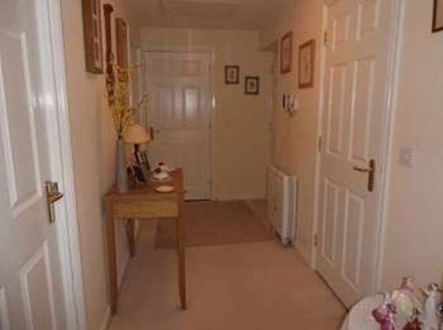  Image of 2 bedroom Flat for sale in Brownberrie Lane Horsforth Leeds LS18 at Brownberrie Lane Horsforth Leeds, LS18 5SR