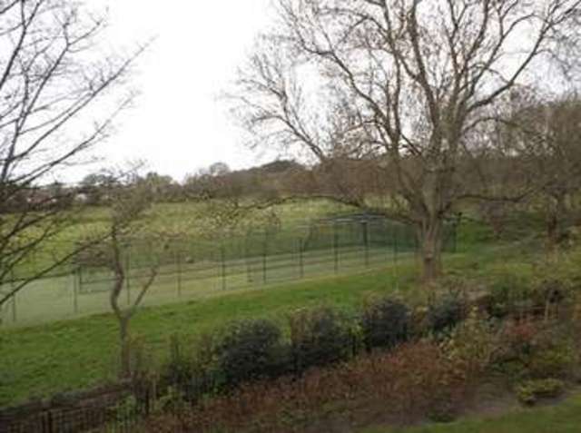  Image of 2 bedroom Flat for sale in Brownberrie Lane Horsforth Leeds LS18 at Brownberrie Lane Horsforth Leeds, LS18 5SR