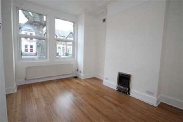  Image of 2 bedroom Flat to rent in Brownhill Road London SE6 at London, SE6 2BG