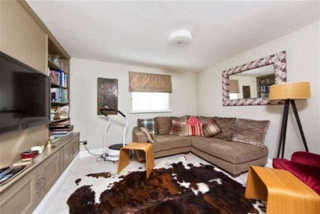  Image of 5 bedroom Detached house to rent in Brox Road Ottershaw Chertsey KT16 at Chertsey, KT16 0RA