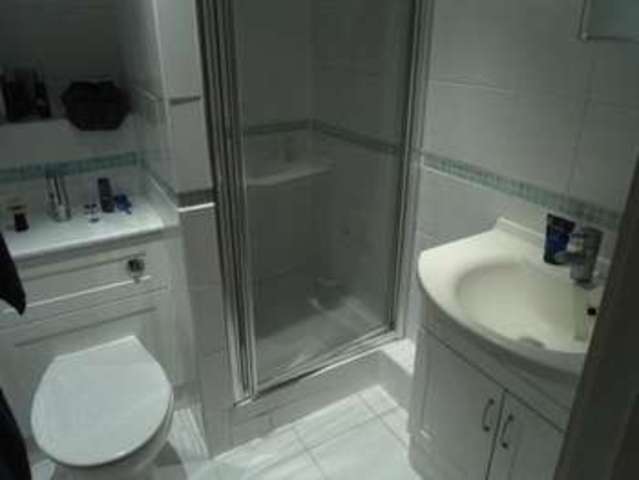  Image of 2 bedroom Flat to rent in Broyle Road Chichester PO19 at Broyle Road  Chichester, PO19 6AD