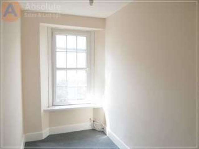  Image of 2 bedroom Flat for sale in Brunswick Terrace Torquay TQ1 at Brunswick Terrace Torre Torquay, TQ1 4AE