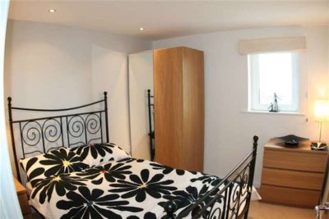  Image of 2 bedroom Flat to rent in Central Way Warrington WA2 at Warrington, WA2 7TJ