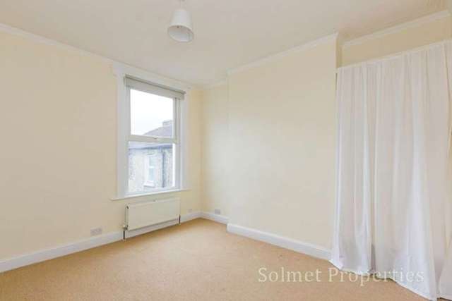  Image of 2 bedroom Flat to rent in Buchanan Gardens London NW10 at Buchanan Gardens  Kensal Green, NW10 5AA