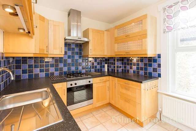  Image of 2 bedroom Flat to rent in Buchanan Gardens London NW10 at Buchanan Gardens  Kensal Green, NW10 5AA