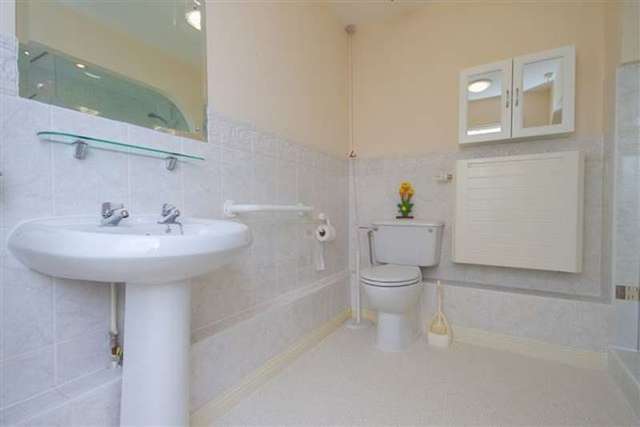  Image of 1 bedroom Retirement Property for sale in Burcot Lane Bromsgrove B60 at Brook Court, Burcot Lane  Bromsgrove, B60 1AD