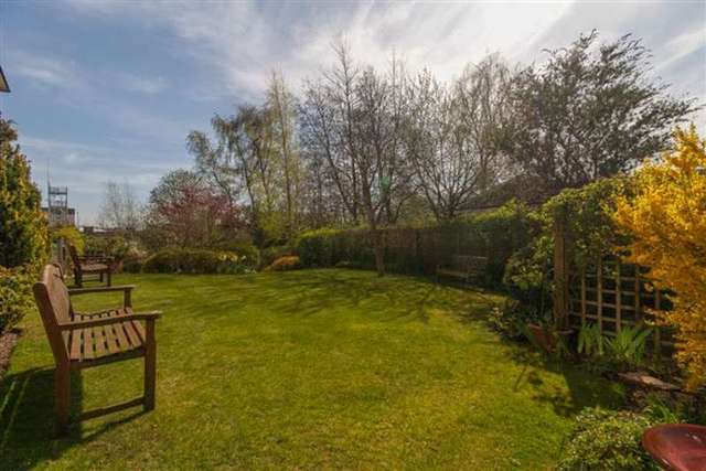  Image of 1 bedroom Retirement Property for sale in Burcot Lane Bromsgrove B60 at Brook Court, Burcot Lane  Bromsgrove, B60 1AD