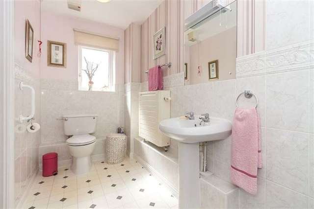  Image of 2 bedroom Flat for sale in Burcot Lane Bromsgrove B60 at Burcot Lane  Bromsgrove, B60 1AD