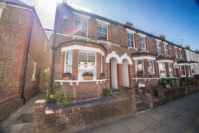  Image of 4 bedroom Terraced house for sale in Burnham Road St. Albans AL1 at Burnham Road  St. Albans, AL1 4QW
