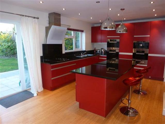  Image of 4 bedroom Detached house for sale in Wayside Avenue Bushey WD23 at Bushey Heath, WD23 4SQ