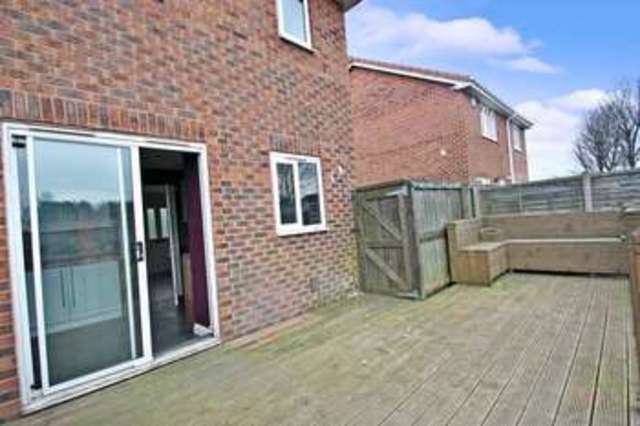  Image of 2 bedroom Semi-Detached house to rent in Buttercup Close Upton Pontefract WF9 at Buttercup Close  Upton, WF9 1ND