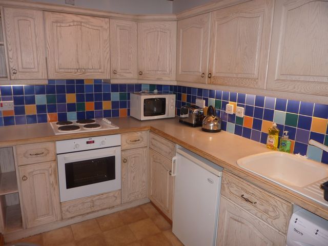  Image of 1 bedroom Flat to rent in Caledonian Crescent Edinburgh EH11 at Fountainbridge Edinburgh Edinburgh, EH11 2AQ