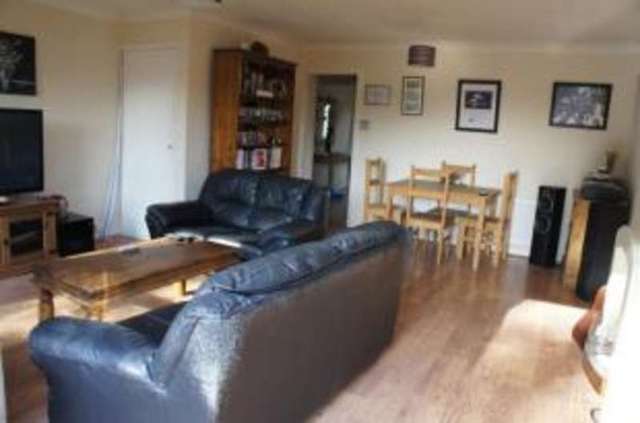  Image of 3 bedroom End of Terrace for sale in Inglewood Avenue Camberley GU15 at Camberley Surrey Camberley, GU15 1RL