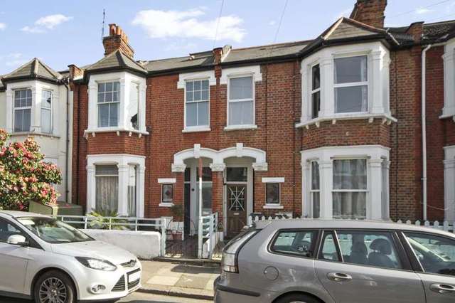  Image of 2 bedroom Flat for sale in Cambray Road London SW12 at Cambray Road  London, SW12 0DX