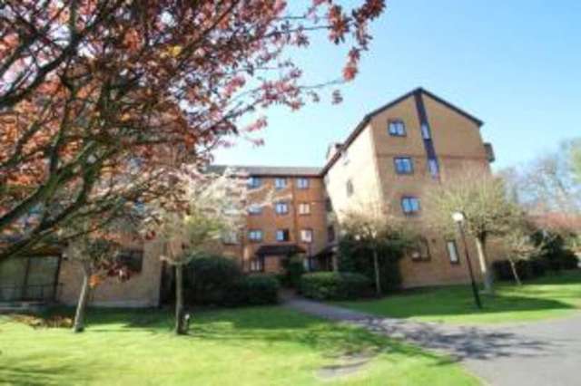  Image of 2 bedroom Flat for sale in Campion Close Croydon CR0 at Croydon  Croydon, CR0 5SN