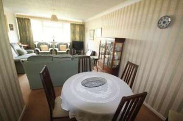  Image of 2 bedroom Flat for sale in Canford Lane Westbury-on-Trym Bristol BS9 at Canford Lane Westbury on Trym Bristol, BS9 3PB