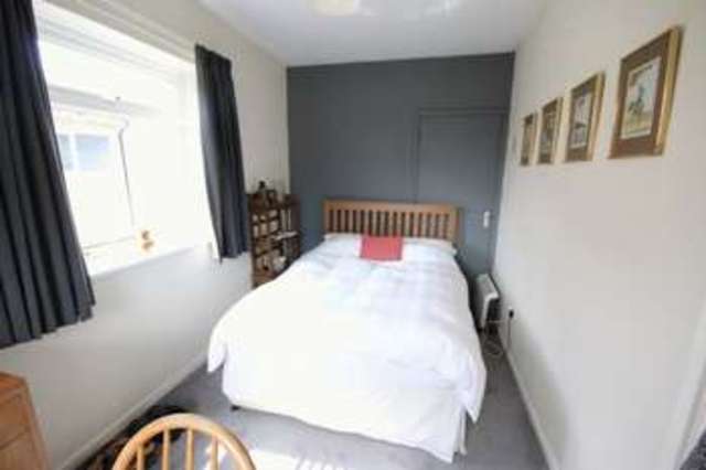  Image of 2 bedroom Flat for sale in Canford Lane Westbury-on-Trym Bristol BS9 at Canford Lane Westbury on Trym Bristol, BS9 3NY